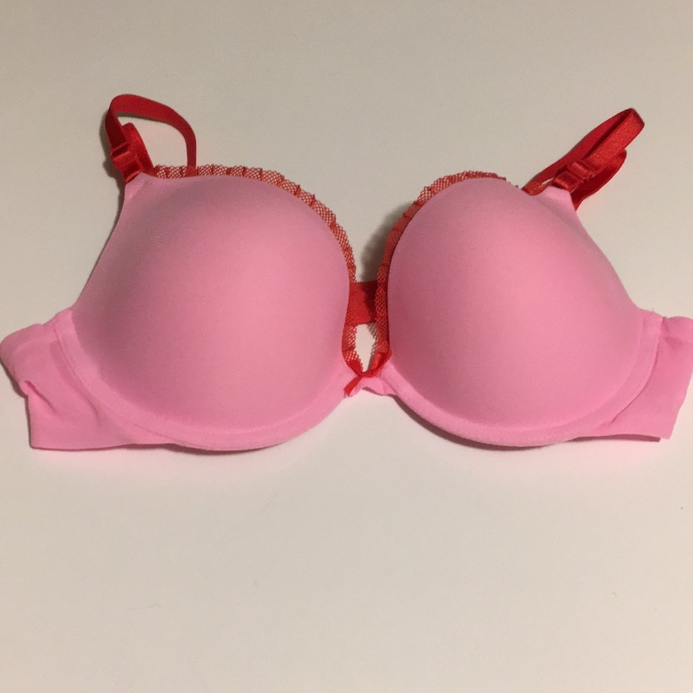 Victoria’s Secret bra size 36 C
